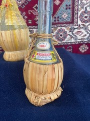 3ea Assorted CHIANTI EMPTY ITALY WINE BOTTLES VINTAGE Raffia Wrapped A0105