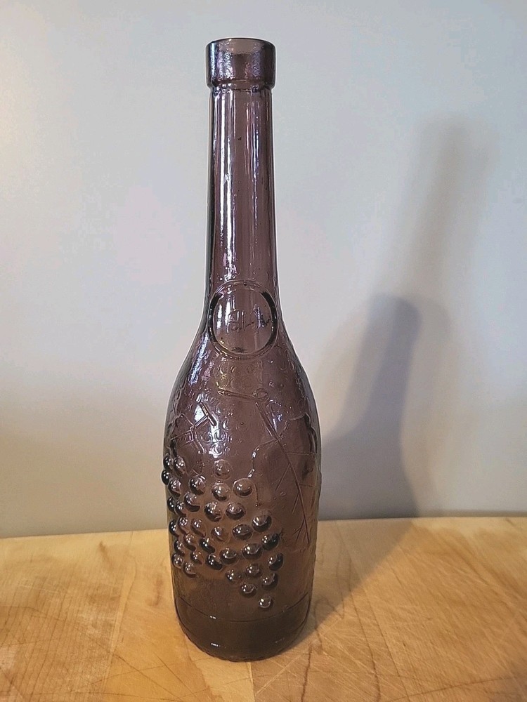 Vintage Mallorca Morey Distilleries Amethyst Glass Wine Bottle w/ Grape Design