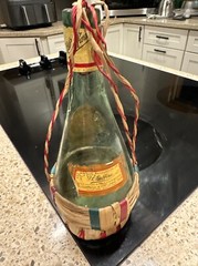 Vtg I.L Ruffino Vin Rose EMPTY Green Wine Bottle Rattan Wrap Original Label-B11