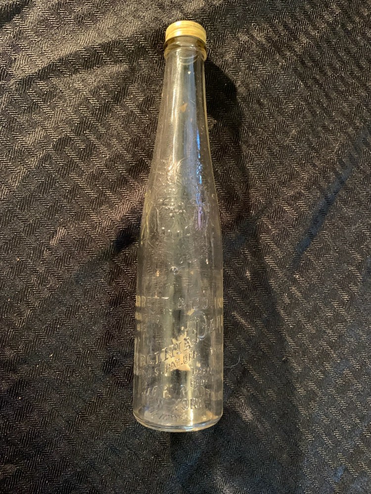 GARRETT & CO INC BOTTLE VIRGINIA DARE WINE BOTTLE NEW YORK GARRETT Embossed