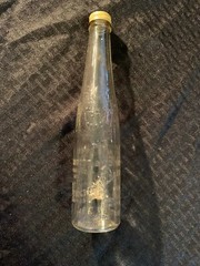GARRETT & CO INC BOTTLE VIRGINIA DARE WINE BOTTLE NEW YORK GARRETT Embossed