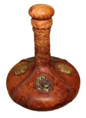 VTG Leather Wrapped Wine Bottle Decanter Medieval Knight Crest Theme Genie