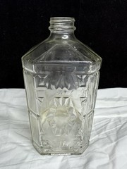 Monarch Wine Co, Inc Manischewitz Brooklyn, N.Y. Empty 1 Quart Bottle