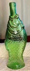 GREEN FISH KOI SHAPED ITALIAN WINE BOTTLE, 1970&rsquo;s DECANTER, 13.5&Prime;, BEAUTIFUL VTG