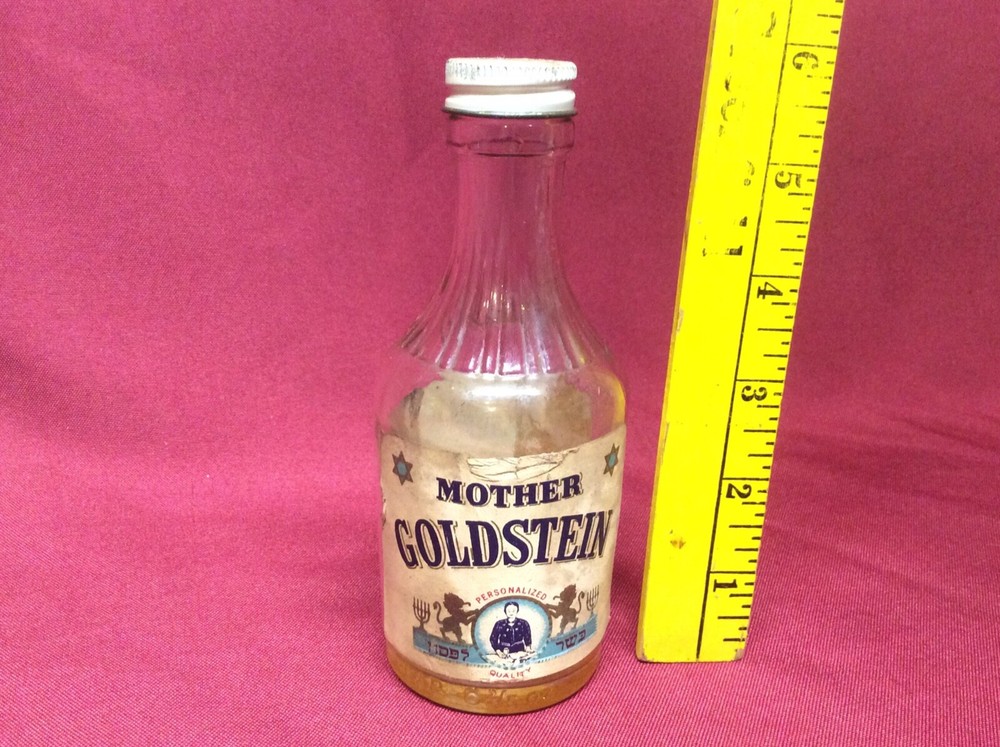 Vintage RARE Mother Goldstein Concord Grape Wine Glass Bottle W/ Cap Hartford CT