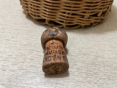 Wicker Wrapped Amber Glass Whiskey Wine Bottle Jug Half Gal Screw Cap 1940s