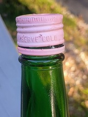 Vintage 1968 UNITED VITNER&rsquo;S INC Green Glass Wine Bottle Org Pink Lid Beautiful