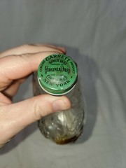 Garrett&rsquo;s Virginia Dare 4/5 Qt.Wine Bottle W/cap &.6c Mn Liguor Tax Sticker#1283