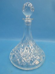 Quality Heavy Wine Captains Decanter with Stopper Clear Pressed Glass Decorative