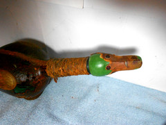 VINTAGE EMPTY DUCK TOOLED LEATHER WRAPPED GLASS WINE BOTTLE ITALY 12x4x7in -L503