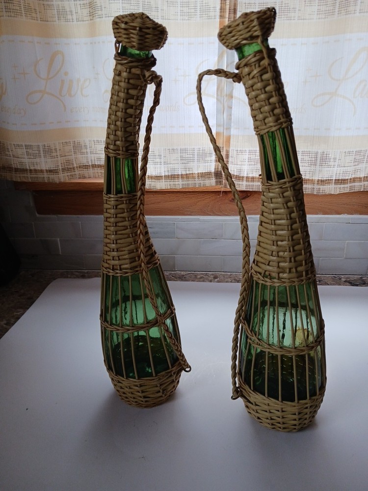 Pair Of Vintage Glass Wine Bottles Wrapped With Wicker. Great Condition 17&Prime;