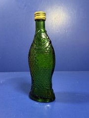 Vintage ANTINORI BIANCO White Tuscany Italy Fish Shaped Green Wine Bottle w/ Cap