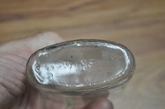 Vintage 1/2 pint Clear Glass Wine ? Bottle, Screw top, No Label. see Picture