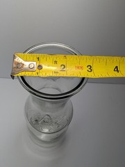 Vintage Anchor Hocking Embossed « A » Clear Glass Carafe One Litre EUC
