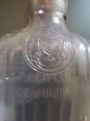 Ambrose Co. Screw Cap 4/5 Pint Wine Bottle