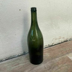Old French Green Glass wine water pastis bottle circa 1920 0201222