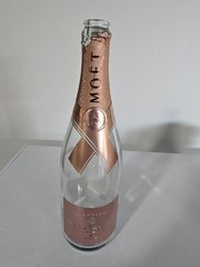 1 Empty Moet Chandon luminous ligth up Champagne Imperial 750 ML Gold Bottle ,