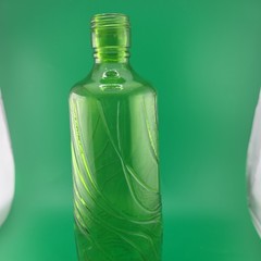 Gallo ripple wine bottle 4/5 quart rare vintage Green embossed scrolls in bottle