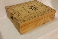 Noble Grapes Concha y Toro Wines Wooden Box EMPTY Lidded Hinged Display Piece