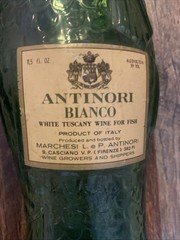 Vintage 1976 Antinori Italy Wine Bottle Glass Figural Fish 10” Decanter 8.5 Oz