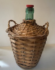 Vtg Wicker Wrapped Demijohn Dalmau Tarragona Green Glass Wine Bottle 13”h x 8.5”