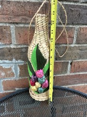Wicker Rattan Straw Wine Bottle Carrier Holder Decorative Design Vintage Mid-Mod