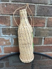 Wicker Rattan Straw Wine Bottle Carrier Holder Decorative Design Vintage Mid-Mod