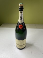 Vintage EMPTY (3L Size) Moet & Chandon Champagne Display Bottle Bar France Cave