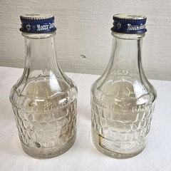 2 Mogen David Wine Bottles 4oz Blackberry & Rosè Vintage Pair