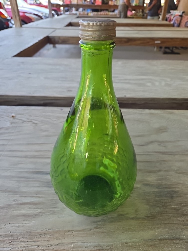 Gallo Half Gallon Flavor -Guard Green Glass Bottle Embossed Grapes & Vines VTG