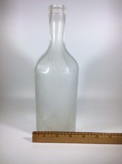 VTG WIDMER’S WINE BOTTLE Widmer’s Wine Cellar Inc. Naples, NY. 4/5 QUART 9.5”