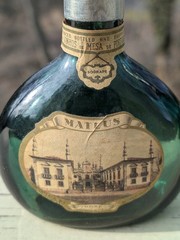 2 VTG MATEUS ROSE GREEN GLASS WINE BOTTLES EMPTY SOGRAPE PORTUGAL 12 & 6.1 Fl Oz