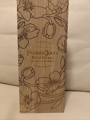 Perrier Jouet Champagne Maison Pondée En 1811,Product Of France Heavy Empty Case