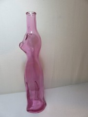 Reisling Happy Kitten light pink wine bottle
