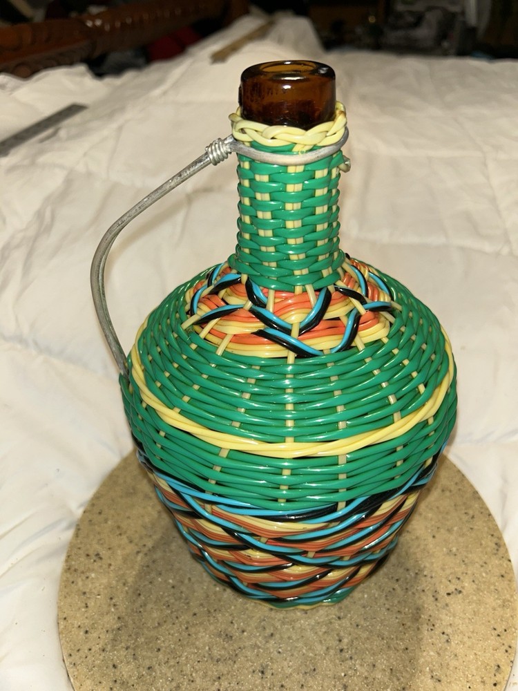 Vtg Viresa Plastic Woven Wicker Wine Bottle Metal Handle- Empty 12&Prime; No Cap