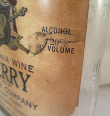 REX BRAND CALIFORNIA WINE SHERRY ONE PINT EMBOSSED GLASS BOTTLE YOUNGSTOWN OH
