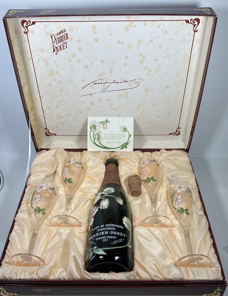 Perrier Jouet Box Champagne 1985 EMPTY Bottle/Cork 4 Hand Painted Glass Flutes