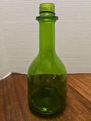 Vintage USA Green Glass 1.5 Liter Bottle Decanter #809 No lid