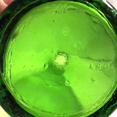 Vtg Gallo Green Emerald Glass Wine Bottle/Jug With Embossed Grapes 1/2 Gallon