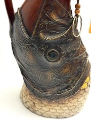Vtg Spanish Style Porron Wine Decanter w/Fish Display Art 15&Prime;x10&Prime;x4&Prime; Faux Wood