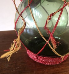 VTG Italy Maggio Red Wine Decanter Basket Green Glass Bottle Ice Chamber 1950s