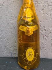 1995 louis roederer crystal champagne