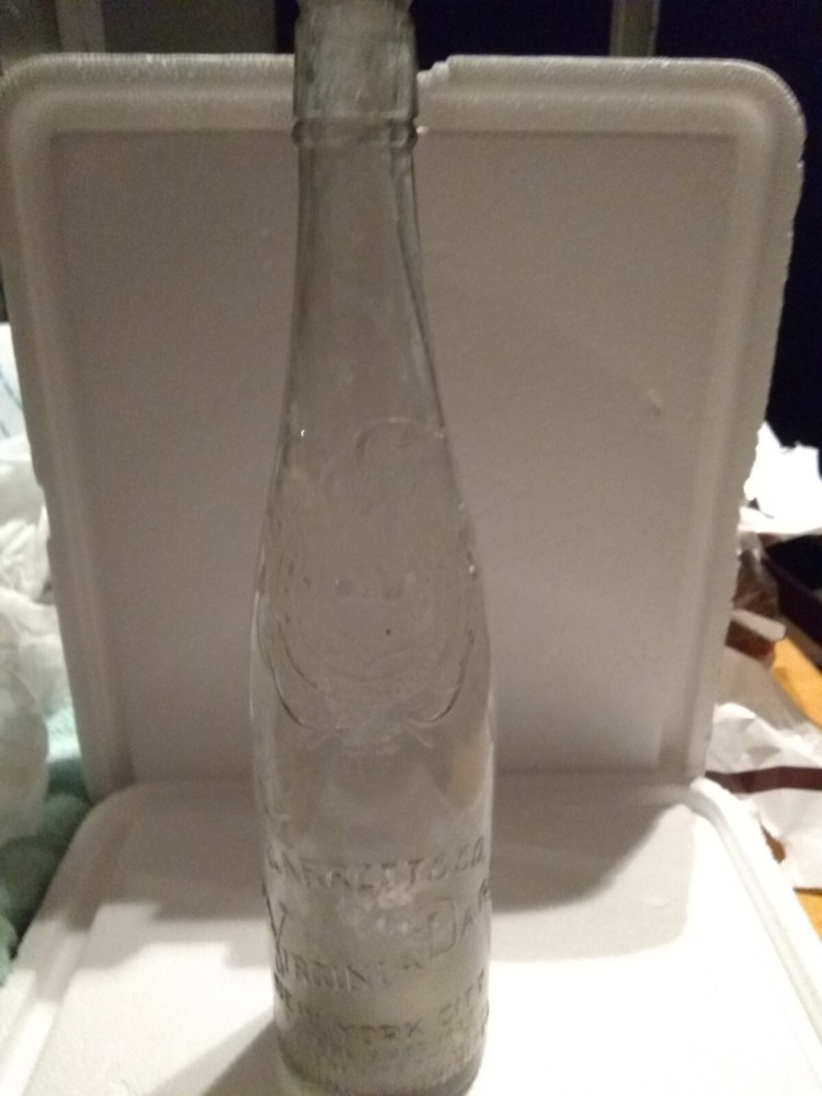 old Viginia dare wine bottle 1940-1950 era