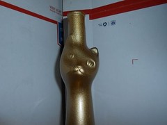 HTF GOLD SPARKLE CAT SHAPED GERMAN GLASS WINE BOTTLE 13&Prime; TALL W/ LABEL 2001