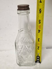 Vintage Manischewitz 2/5 Pint Glass Wine Bottle