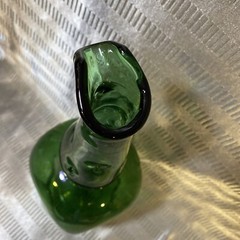 Beautiful Vintage Emerald￼ green hand blown dimple glass decanter Art Glass￼