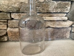 Vintage FAIRVIEW WINE of MAINE Clear Pressed Glass with Grapes 1/2 Gallon Jug