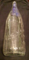 VTG VIRGINIA DARE 1/2 GAL GARRETT & CO WINE LARGE ORNATE GLASS BOTTLE NEW YORK