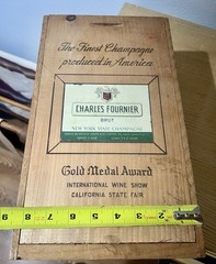 Vintage Charles Fournier Brut New York State Champagne Box 1950