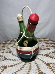 Vintage Chianti Wine Bottles Italy Green Multi-Color Decorative Basket Set